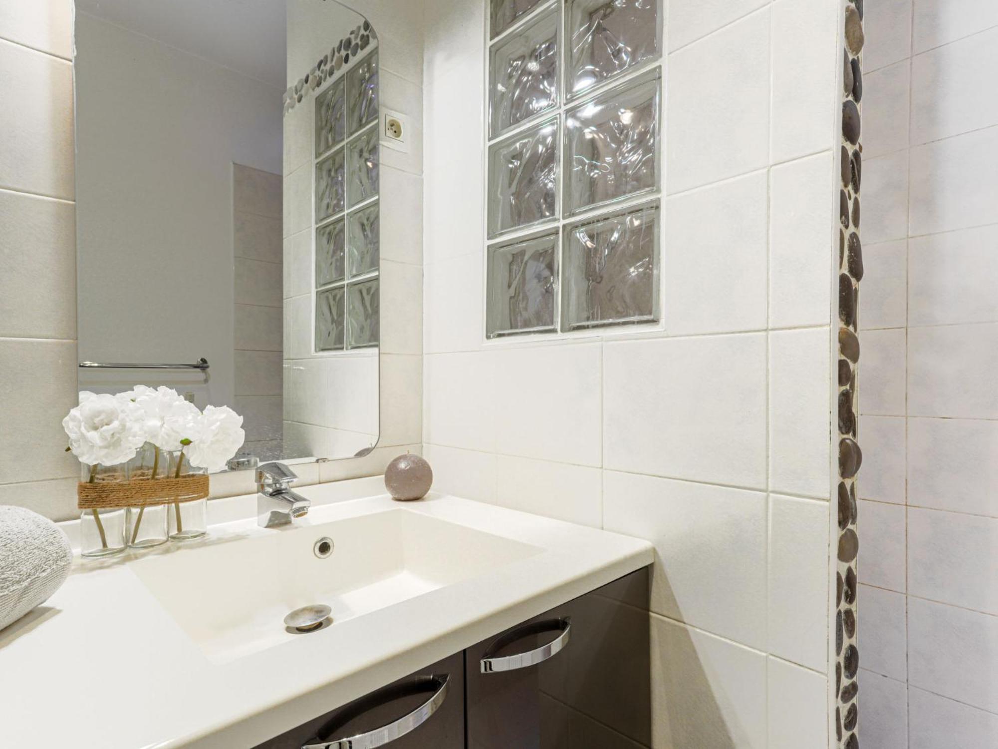 Apartment Les Yuccas Promenade Des Anglais By Interhome Ніцца Екстер'єр фото