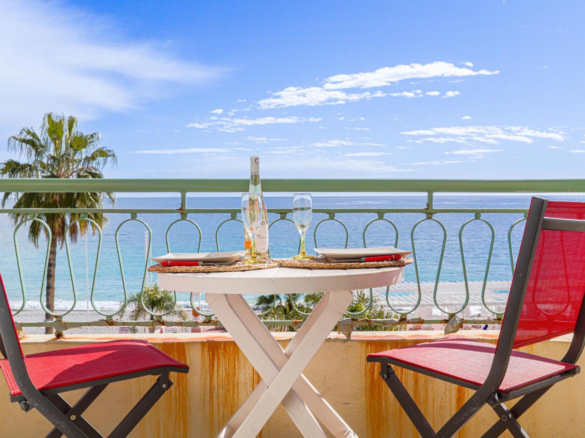Apartment Les Yuccas Promenade Des Anglais By Interhome Ніцца Екстер'єр фото